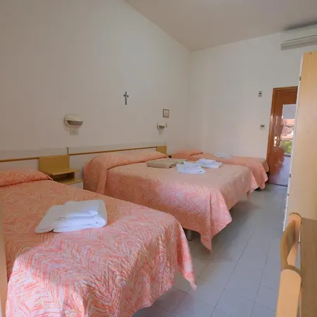 Otel Alba D'oro 3*